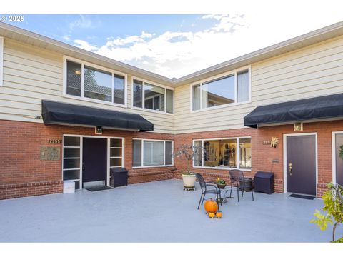 2355 SW CEDAR ST 9 Portland OR 97205