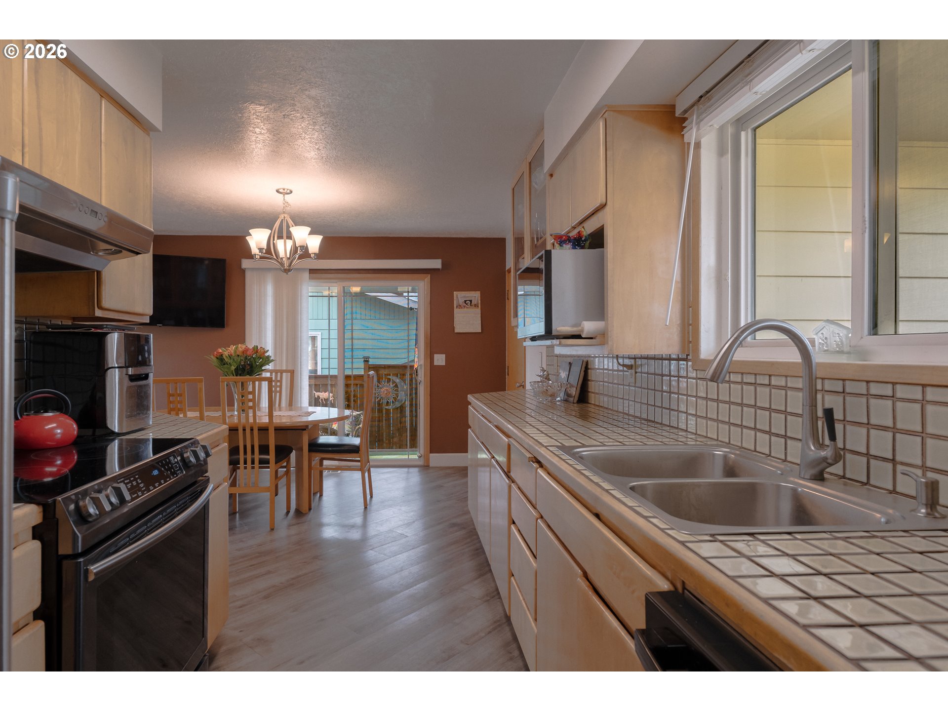 13257 NE FREMONT ST