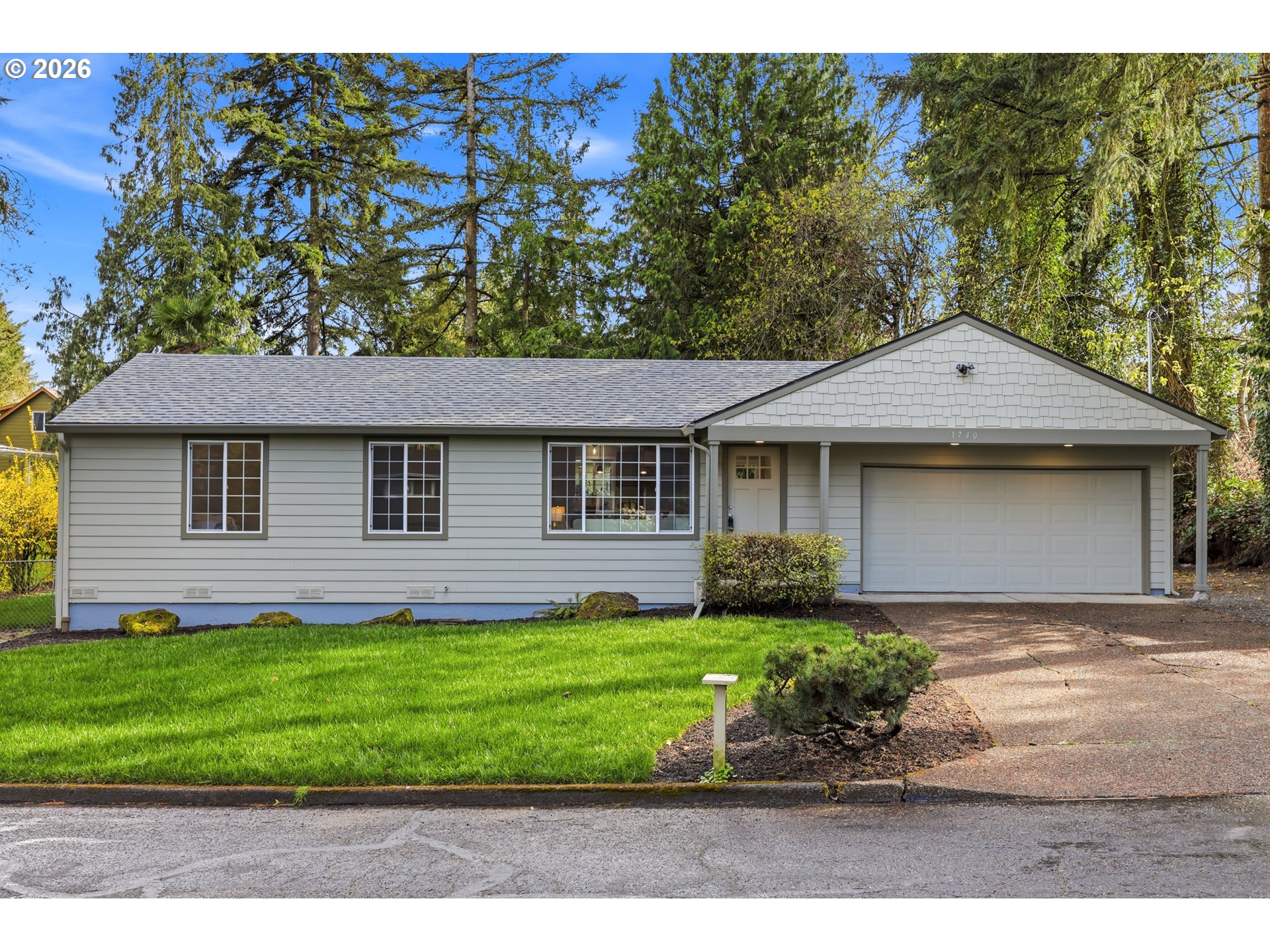 1740 SE RIVER FOREST RD