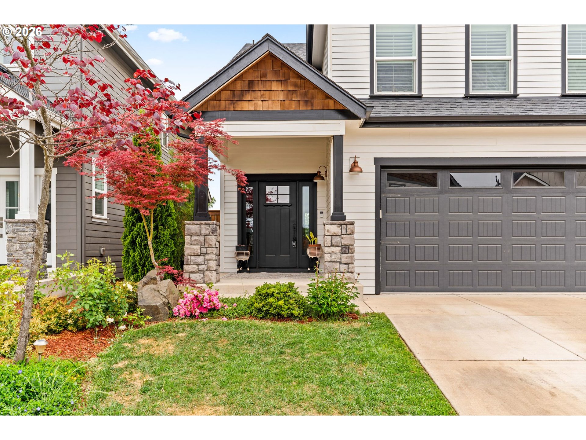 1525 Alsea DR