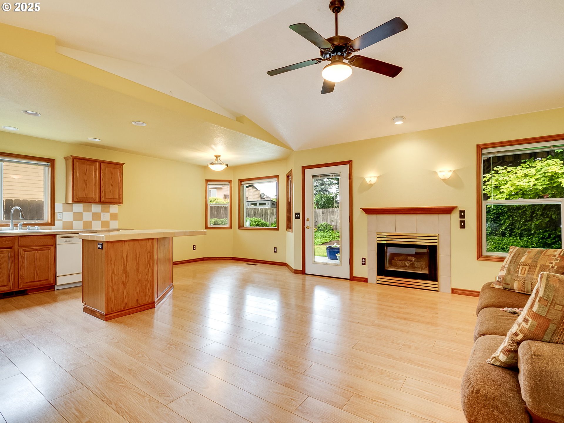 Vancouver, Washington 98685, United States, 3 Bedrooms Bedrooms, ,2 BathroomsBathrooms,Residential,Active,135896