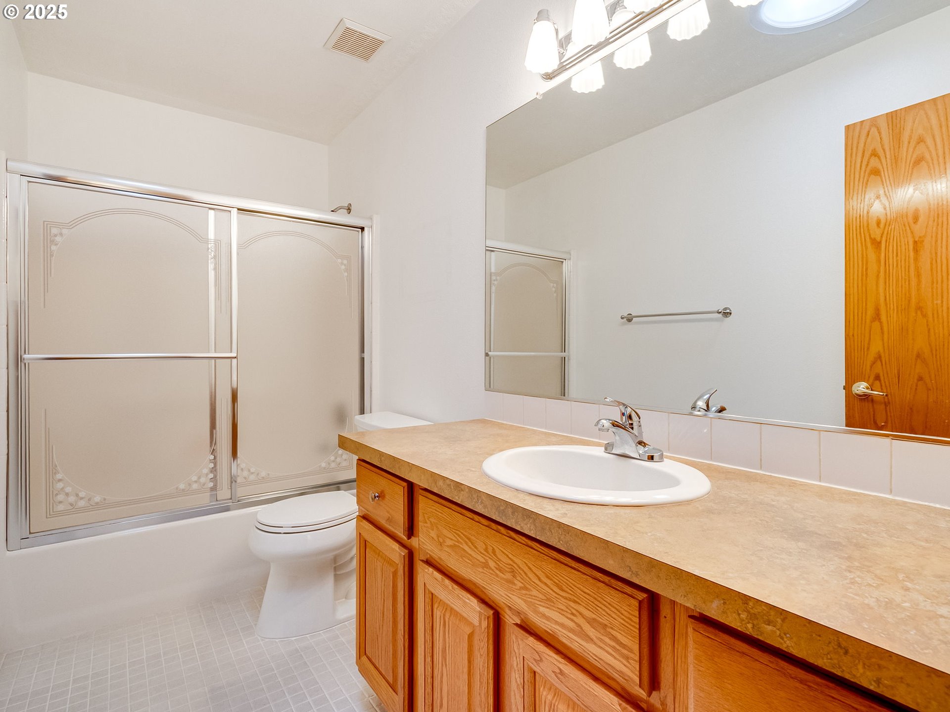 Vancouver, Washington 98685, United States, 3 Bedrooms Bedrooms, ,2 BathroomsBathrooms,Residential,Active,135896