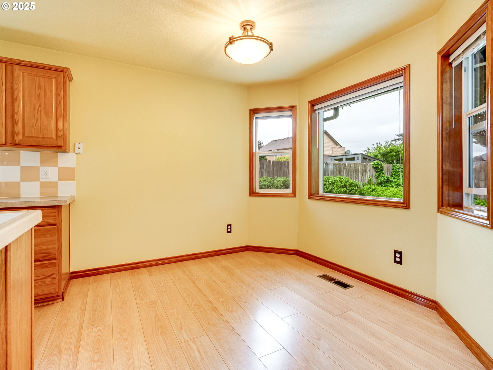 Vancouver, Washington 98685, United States, 3 Bedrooms Bedrooms, ,2 BathroomsBathrooms,Residential,Active,135896