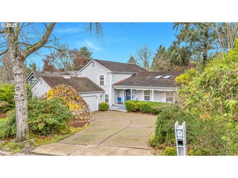 765 CLARA CT Lake Oswego OR 97034