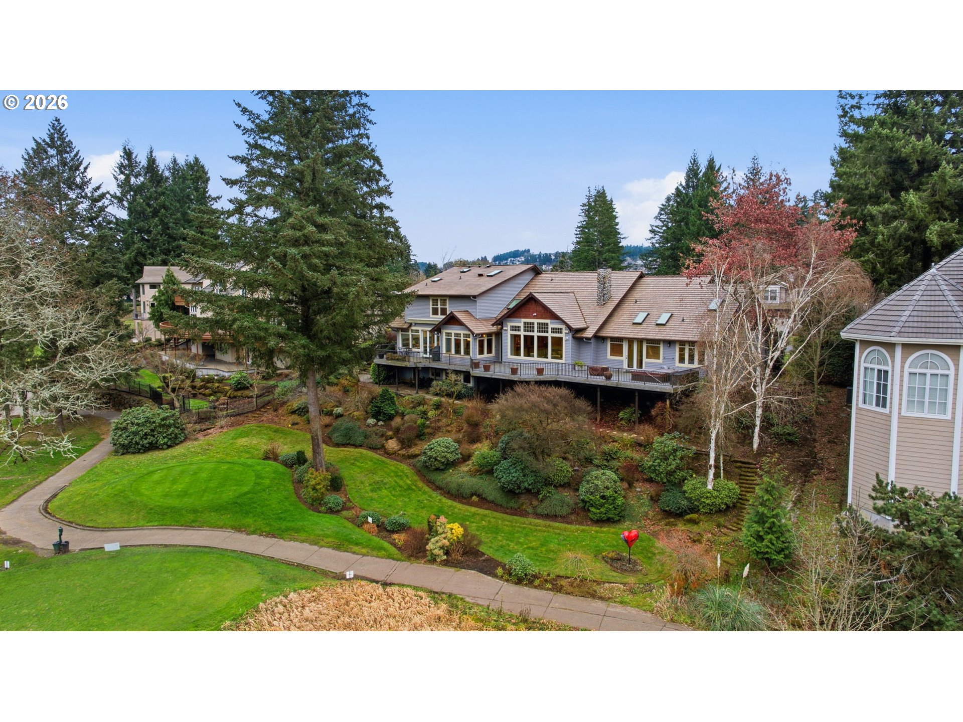 3135 NW LACAMAS DR
