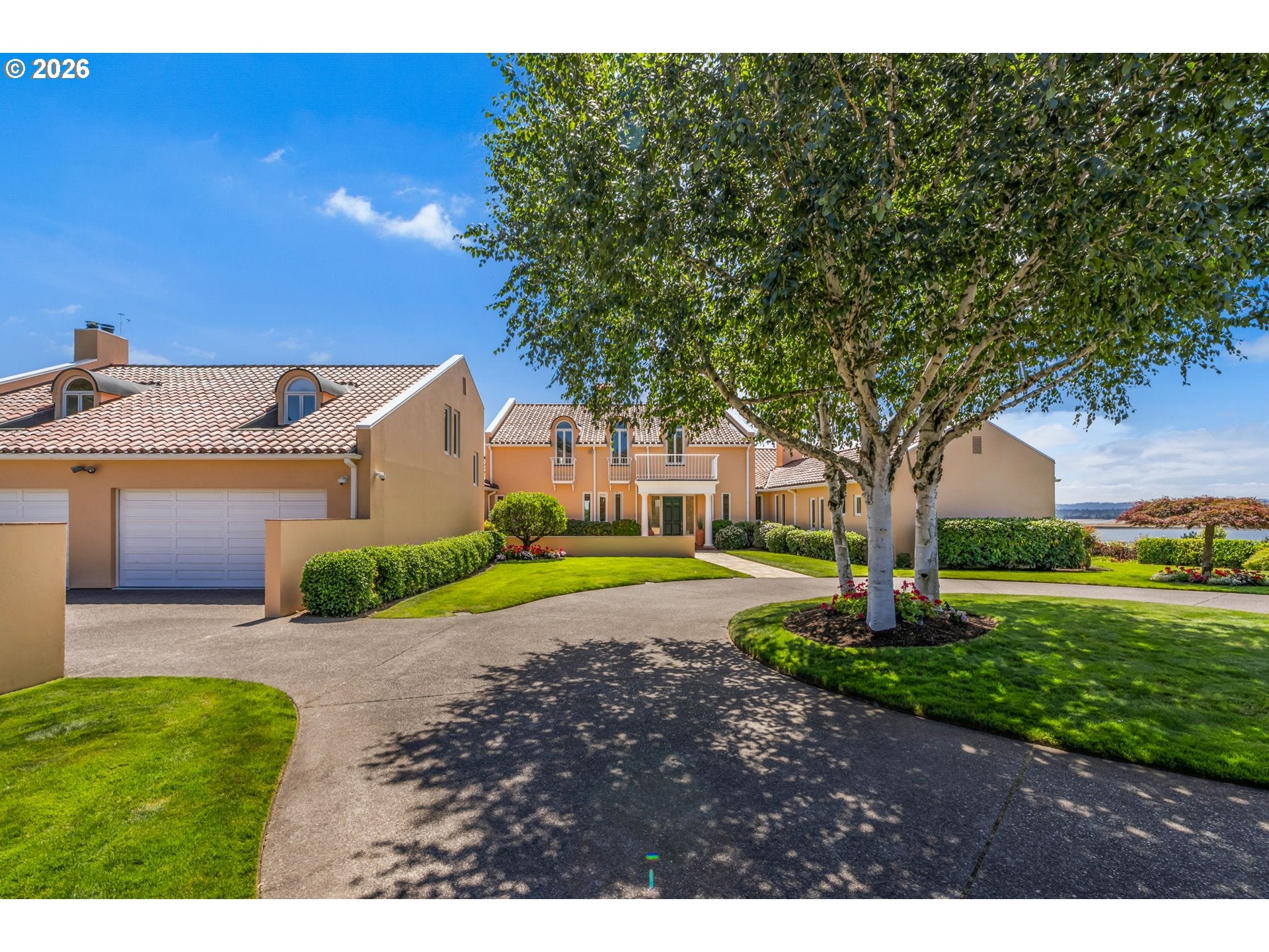 8703 SE PORTER CIR