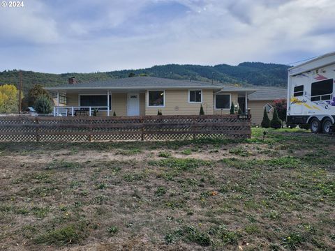 A home in Myrtle Creek