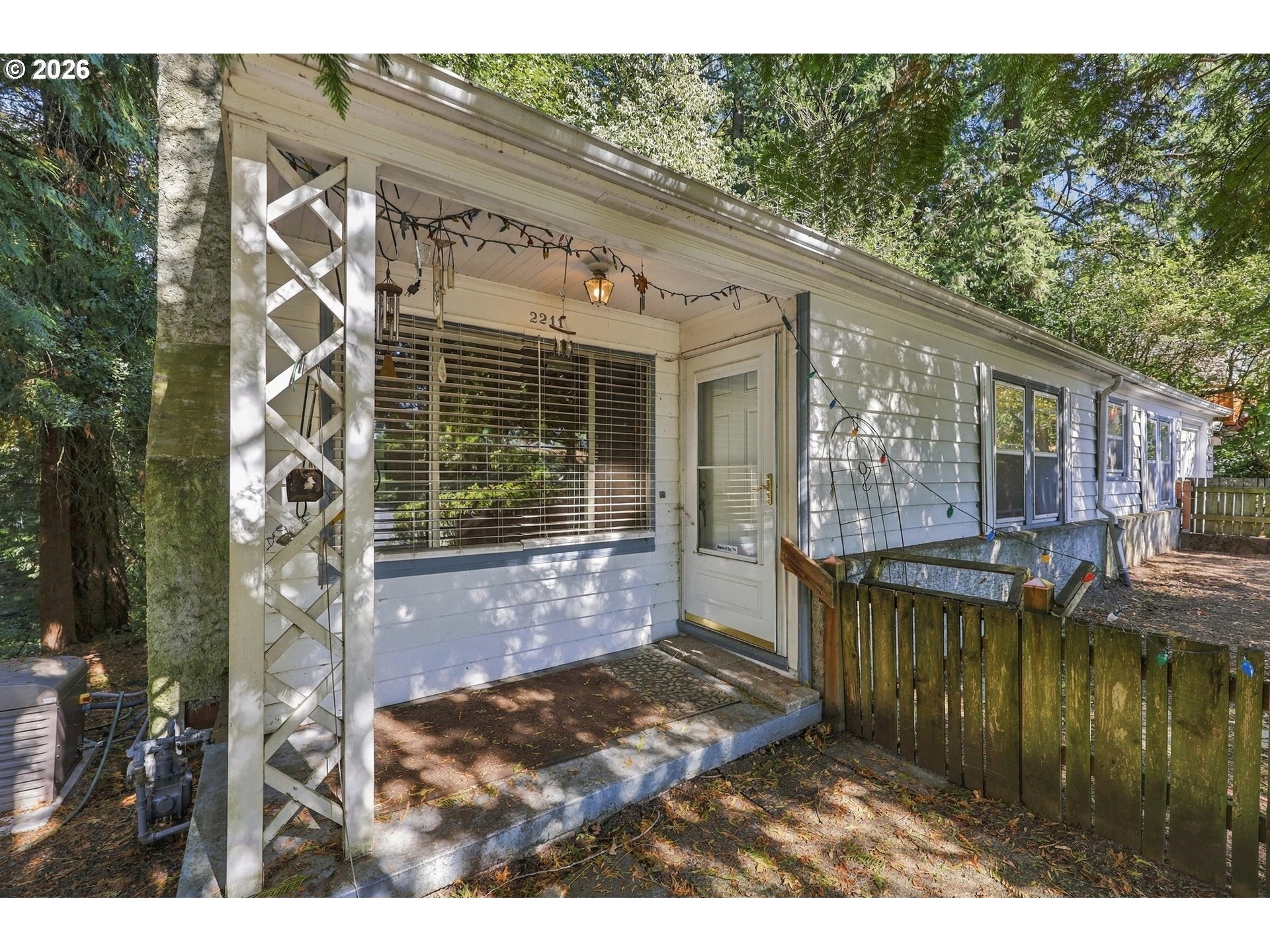 2211 SW MARTHA ST