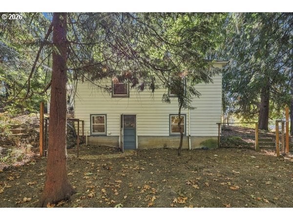 2211 SW MARTHA ST