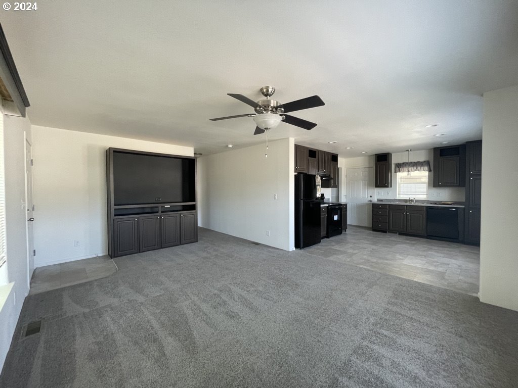131 WANDA CT