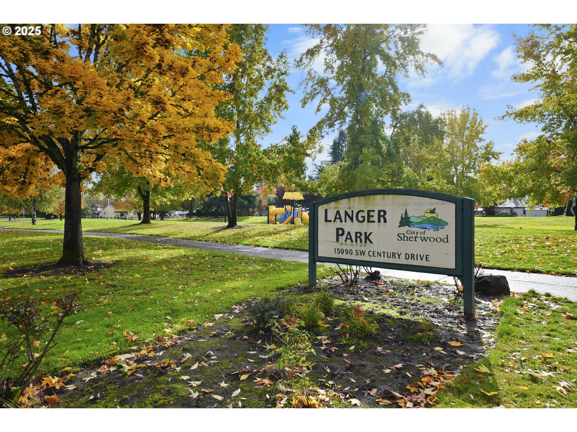 16045 SW RED CLOVER LN