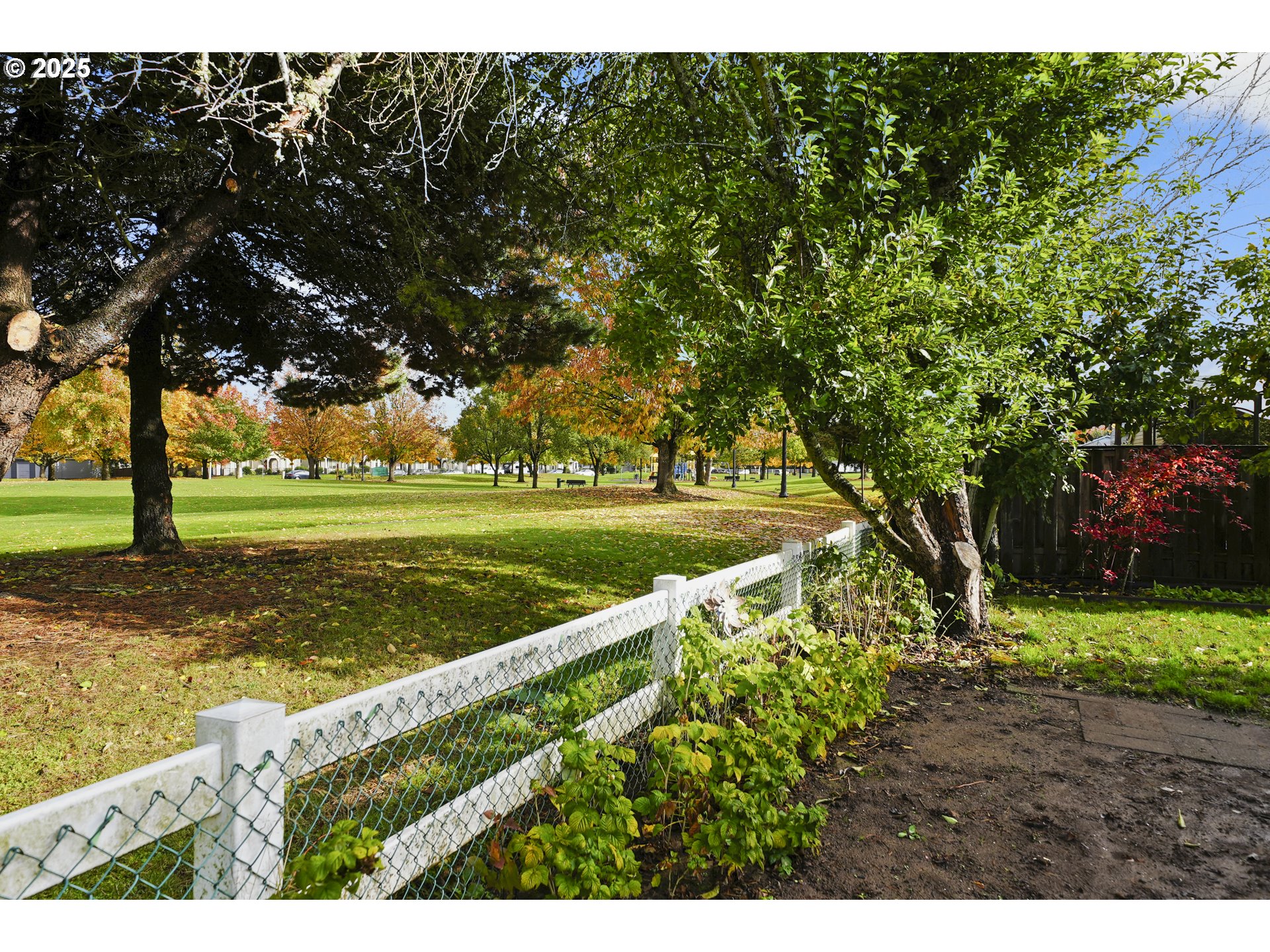 16045 SW RED CLOVER LN