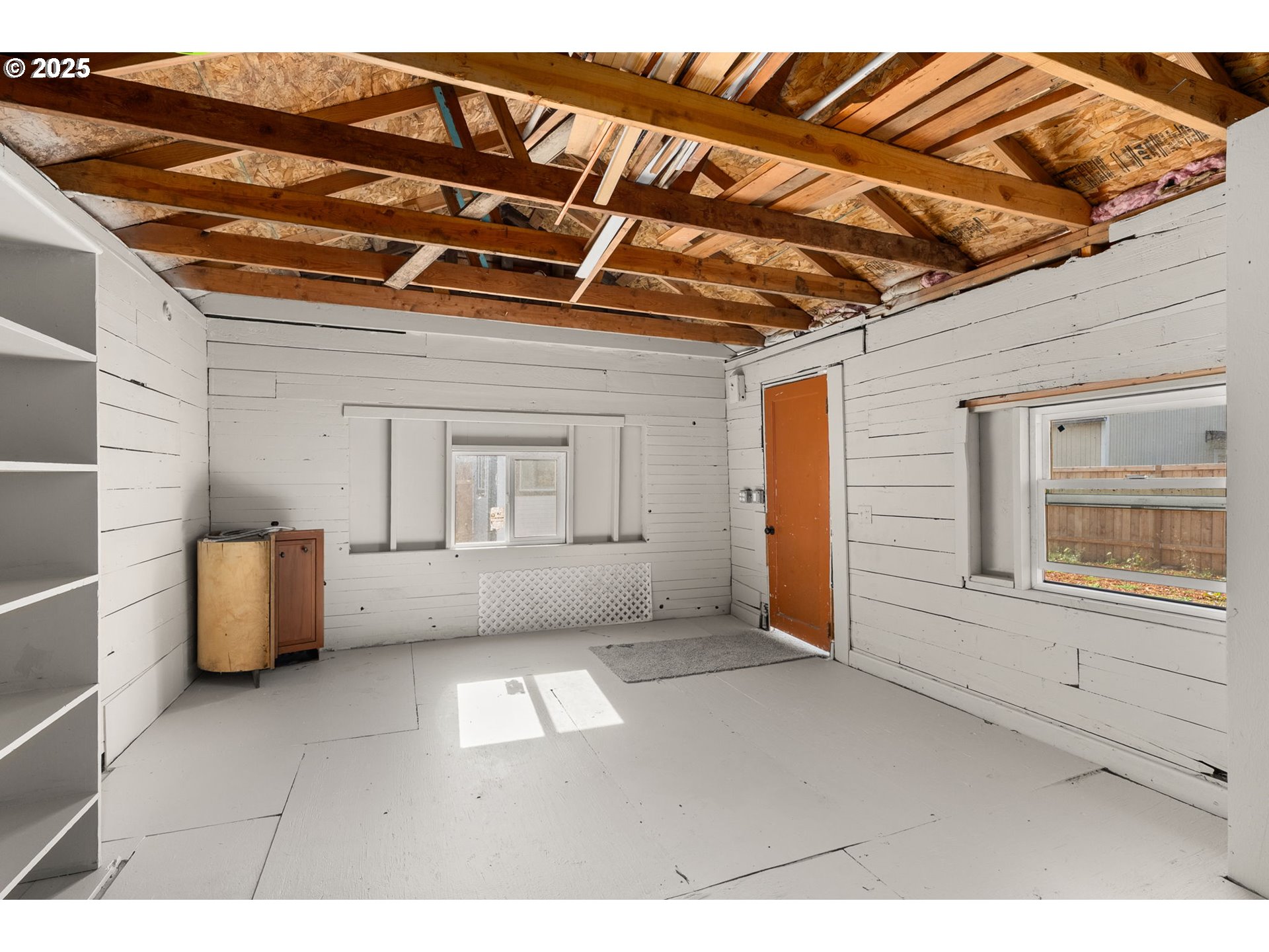 Centralia, Washington 98531, United States, 3 Bedrooms Bedrooms, ,1 BathroomBathrooms,Residential,Active,207801