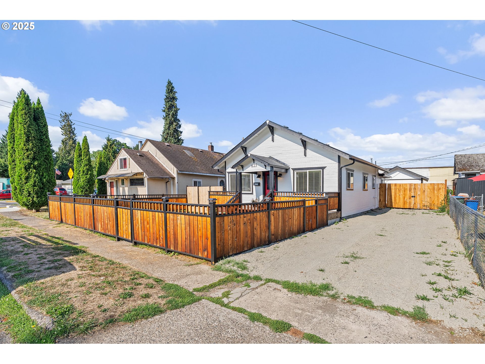 Centralia, Washington 98531, United States, 3 Bedrooms Bedrooms, ,1 BathroomBathrooms,Residential,Active,207801