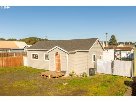 130 S 7TH ST Lakeside OR 97449