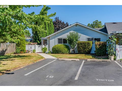 A home in Gresham