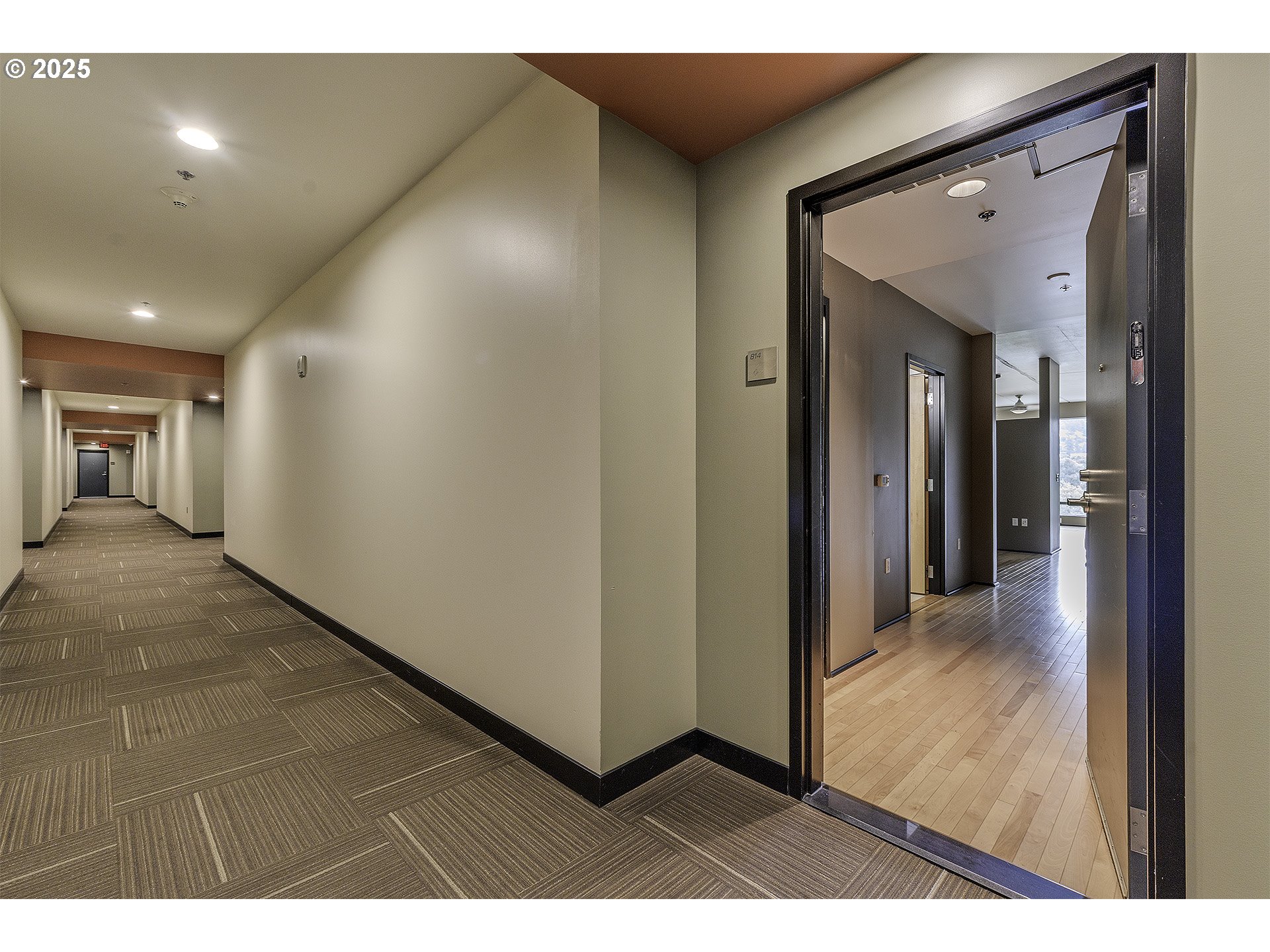 1410 NW KEARNEY ST 814