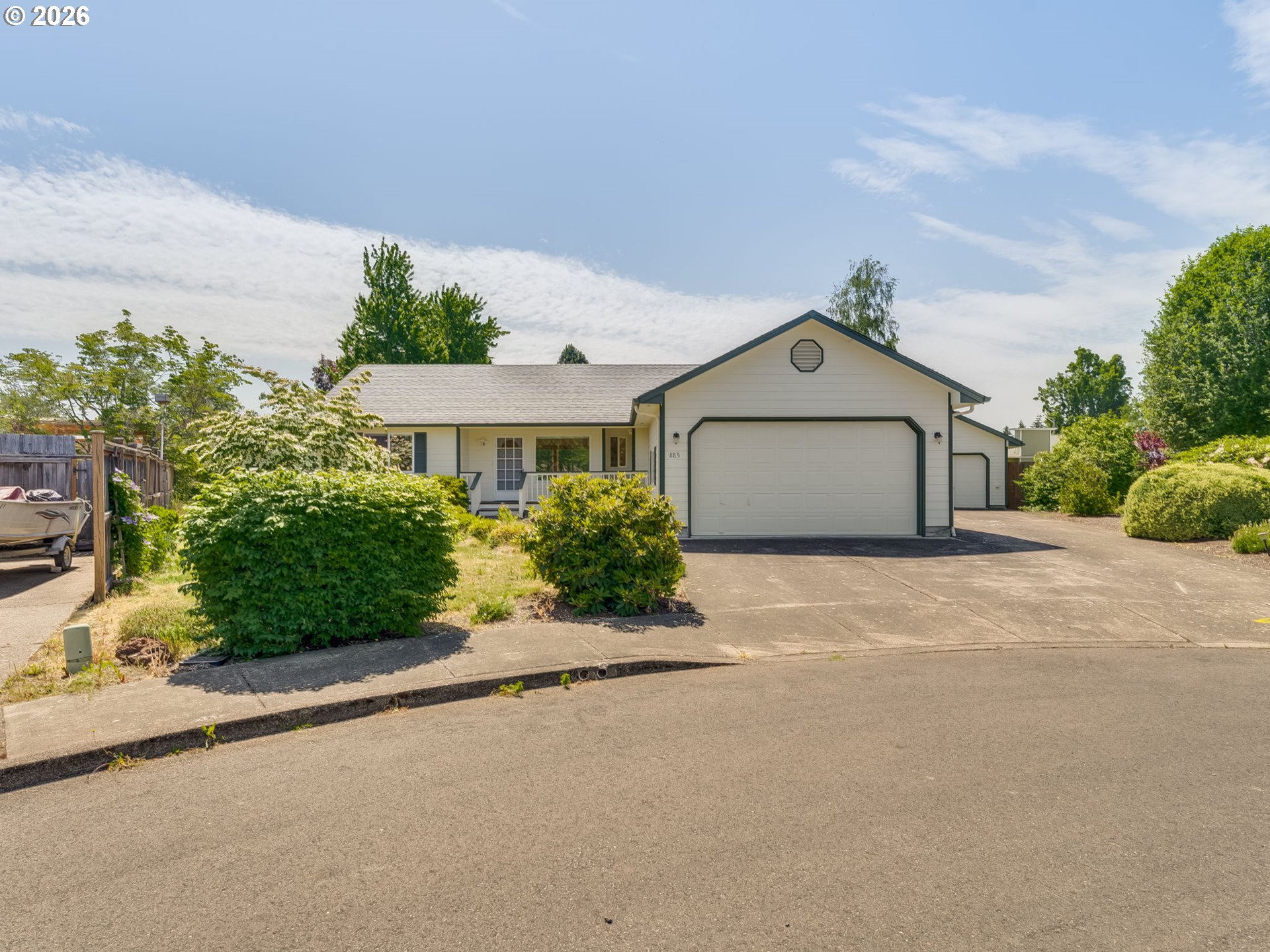 885 SE RACHEL CT
