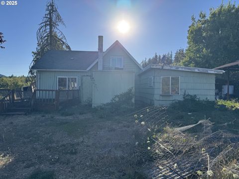 33367 BLOOMBERG RD Eugene OR 97405