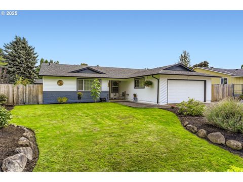 780 S ELM CT Canby OR 97013