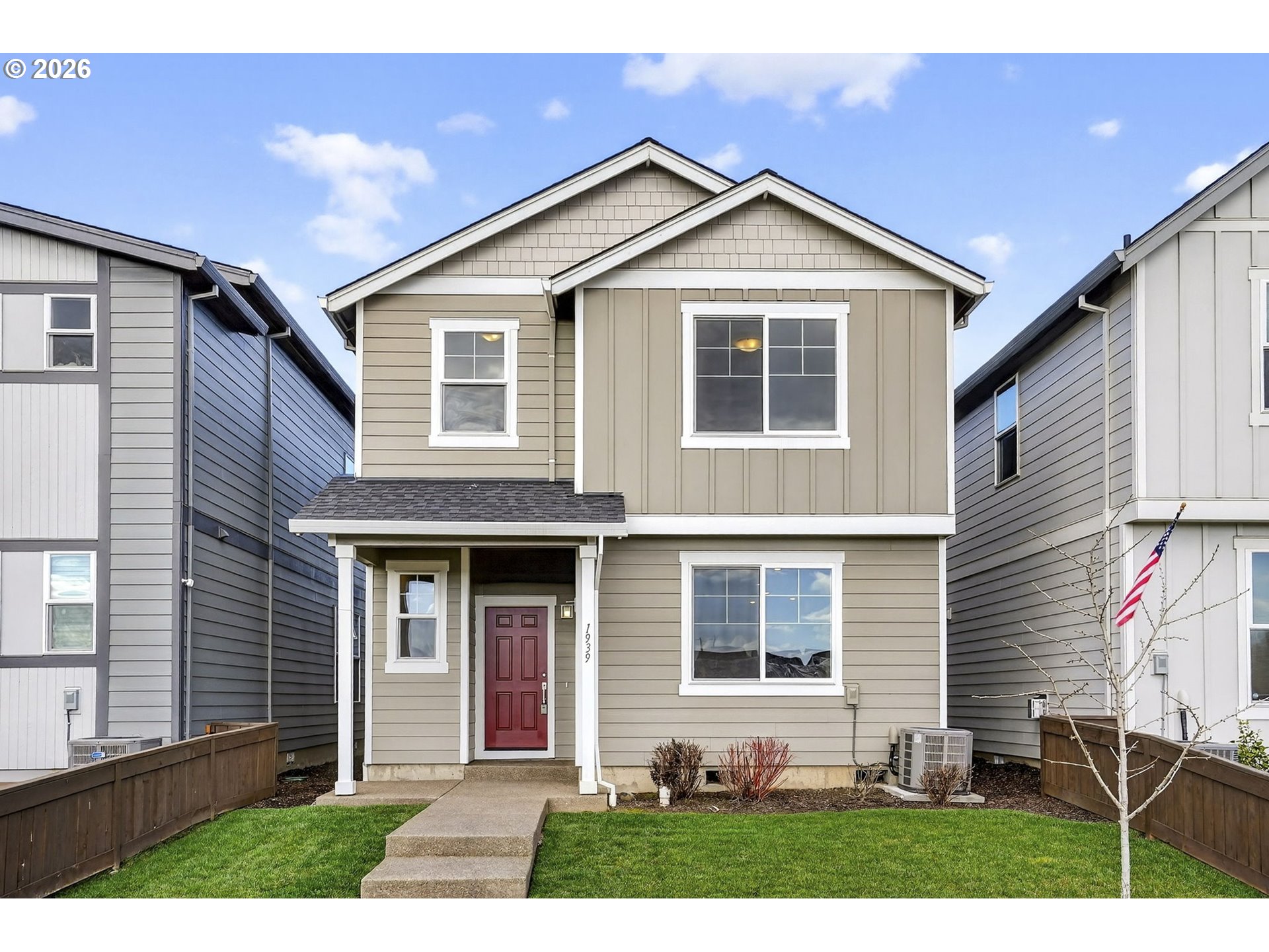 Photo 1 of 46 — 1939 NW KENT ST, McMinnville, OR 97128