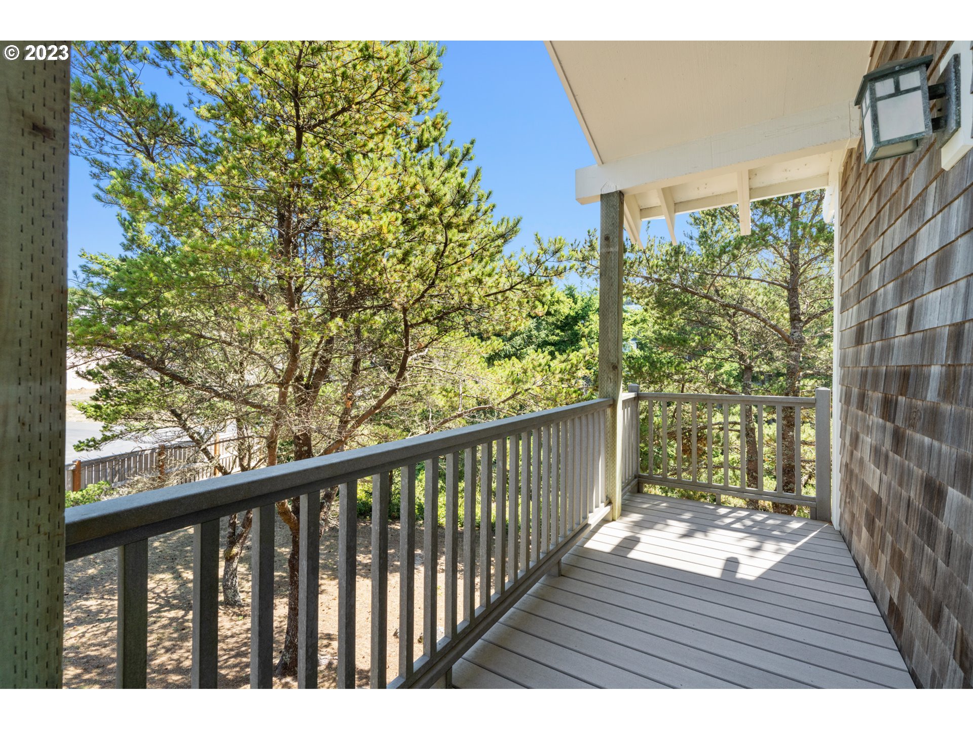 Tillamook, Oregon 97141, United States, 2 Bedrooms Bedrooms, ,3 BathroomsBathrooms,Residential,Active,23412