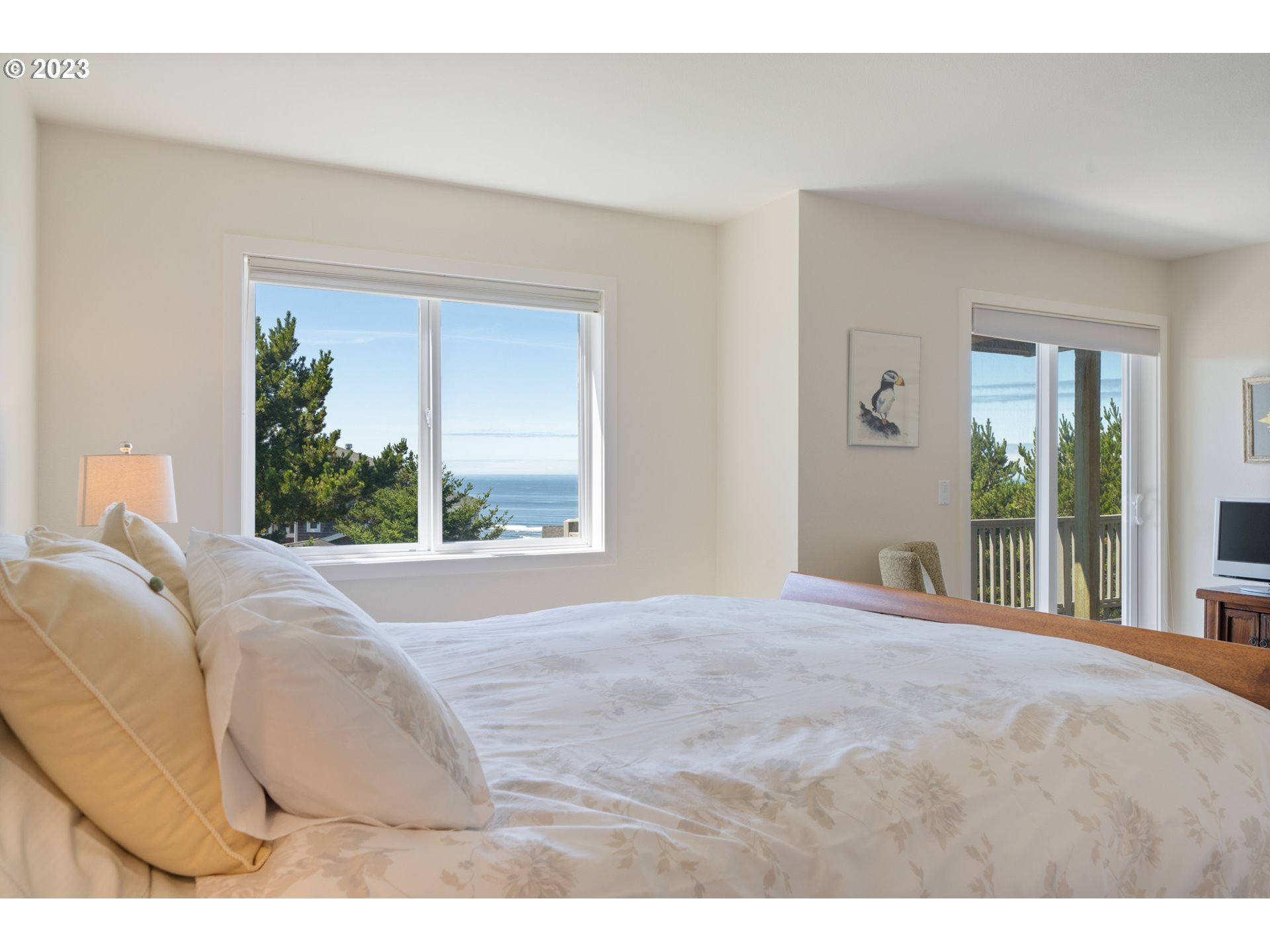 Tillamook, Oregon 97141, United States, 2 Bedrooms Bedrooms, ,3 BathroomsBathrooms,Residential,Active,23412