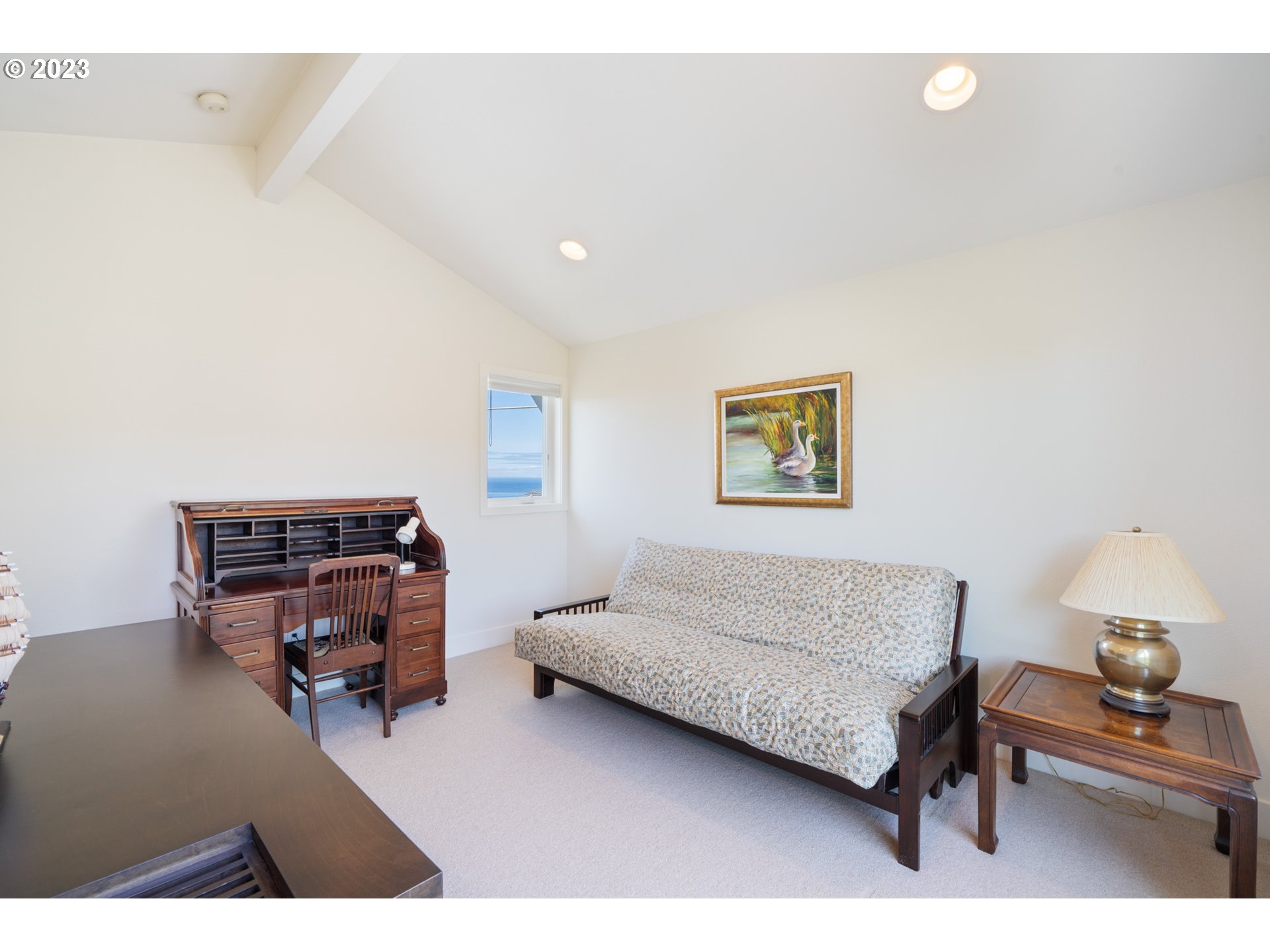 Tillamook, Oregon 97141, United States, 2 Bedrooms Bedrooms, ,3 BathroomsBathrooms,Residential,Active,23412