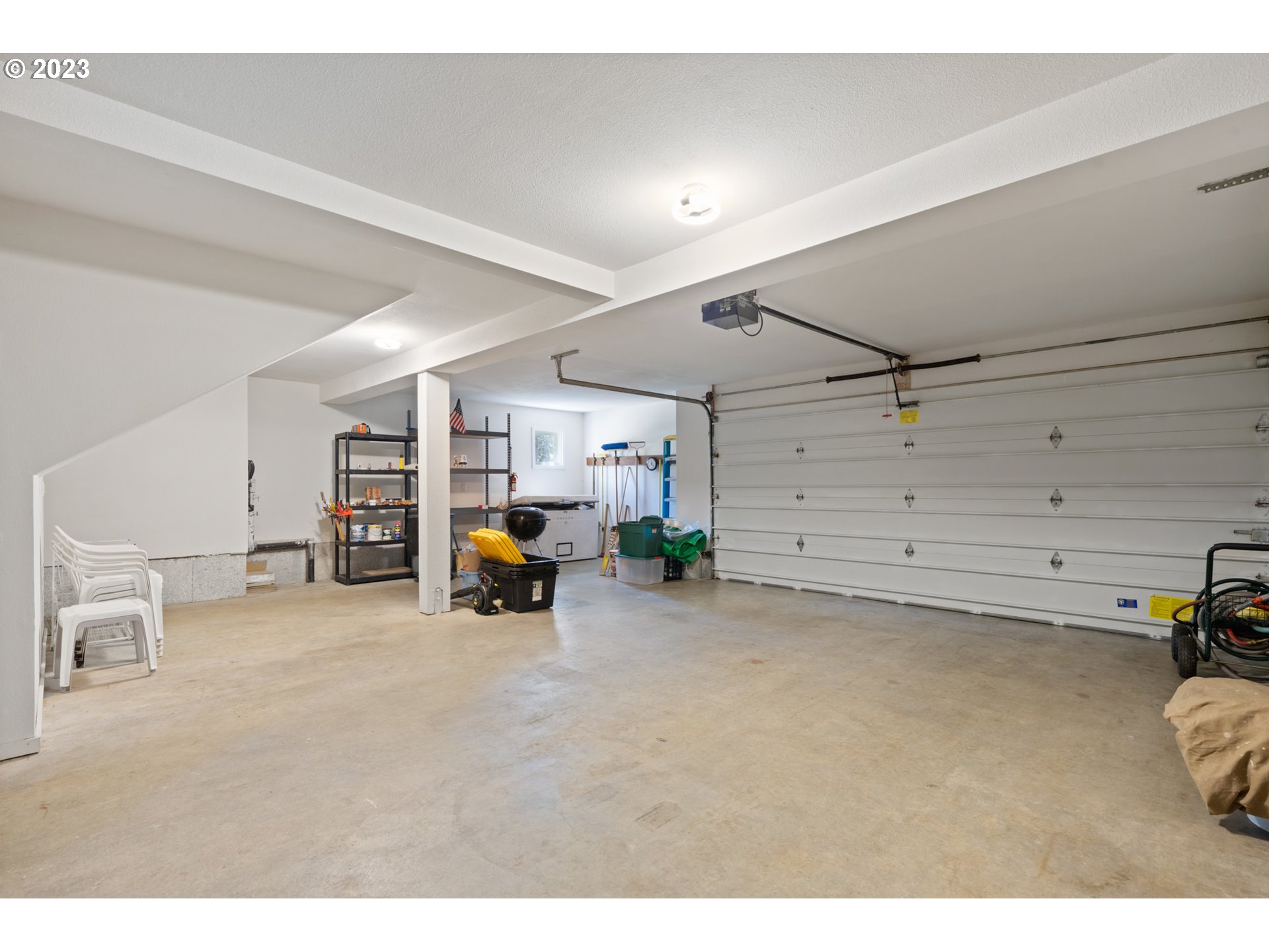 Tillamook, Oregon 97141, United States, 2 Bedrooms Bedrooms, ,3 BathroomsBathrooms,Residential,Active,23412