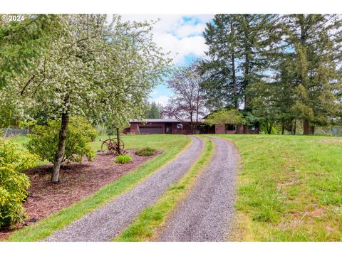 A home in Estacada