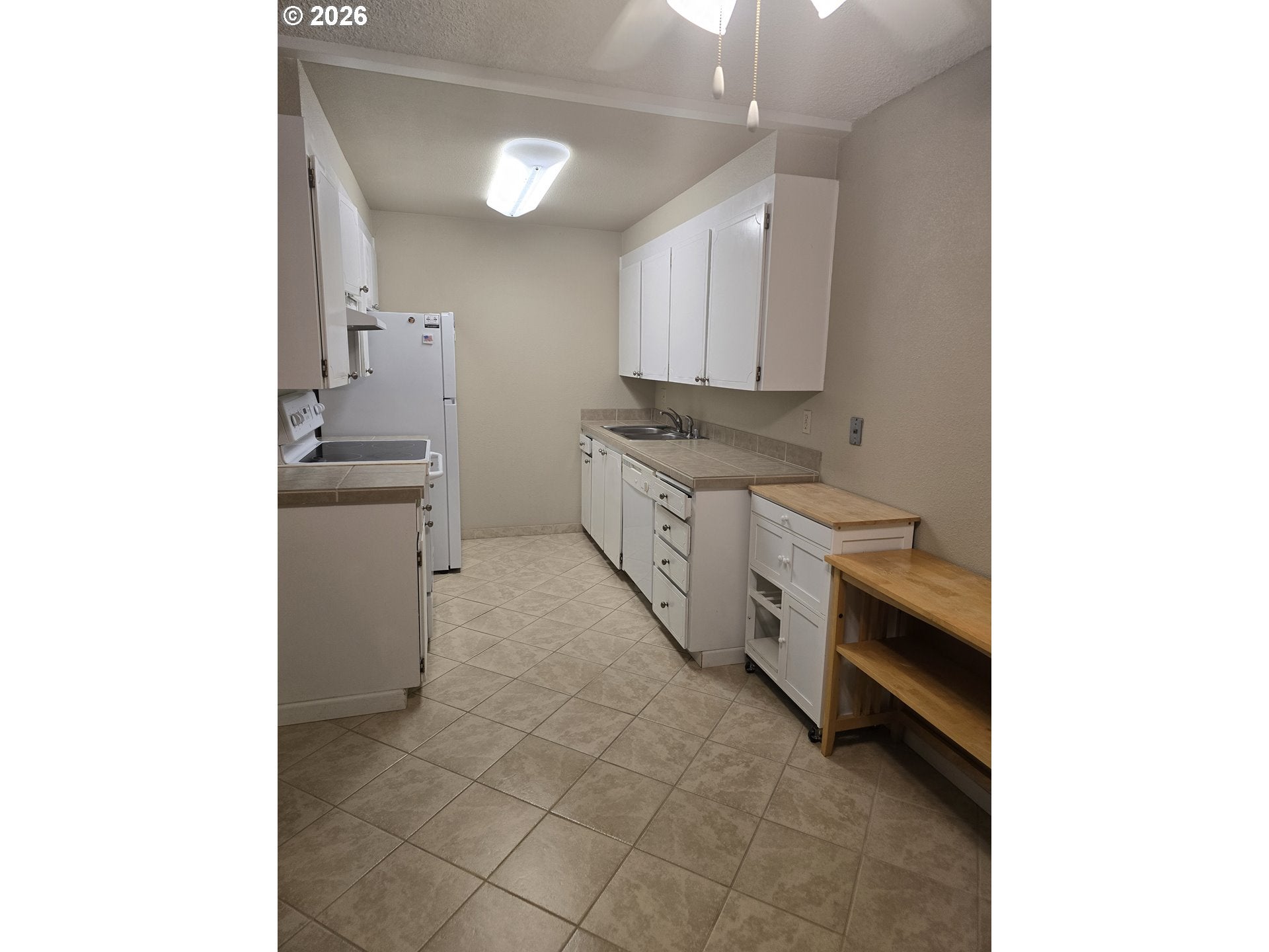 5585 E EVERGREEN BLVD 5304