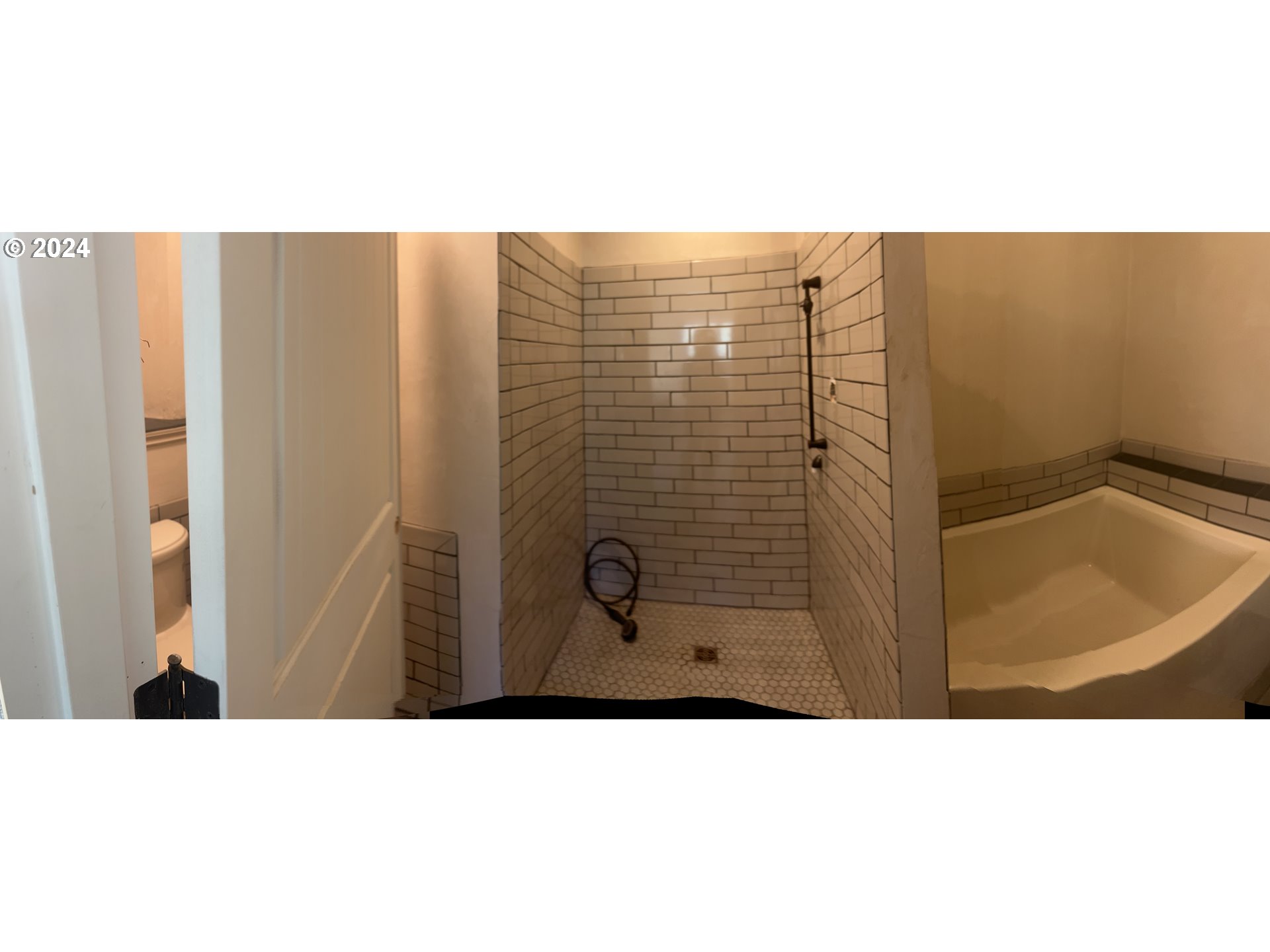 Eugene, Oregon 97405, United States, 5 Bedrooms Bedrooms, ,3 BathroomsBathrooms,Residential,Active,47809