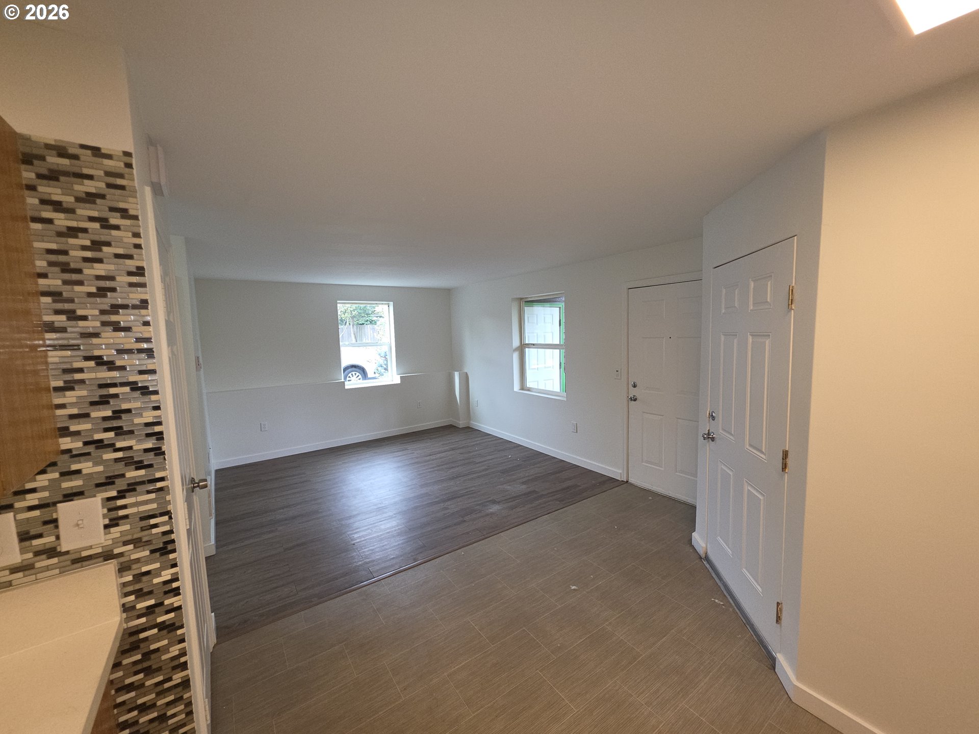 9257 SE CLINTON ST 402