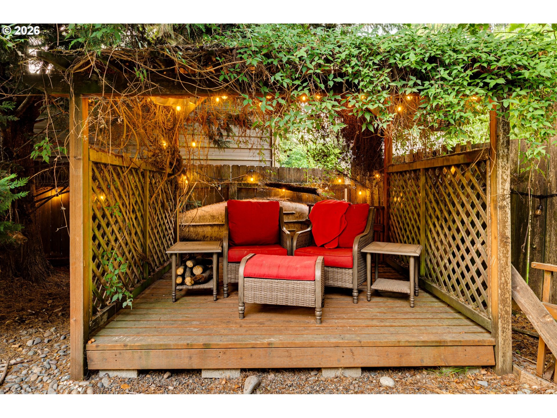 196 RASPBERRY LN