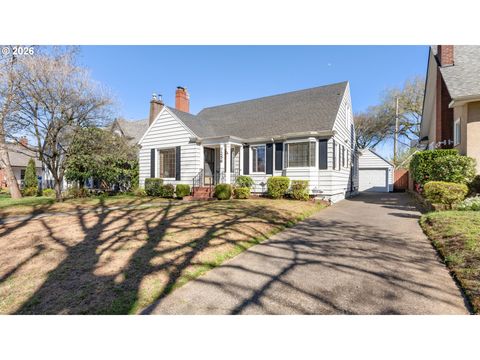 7256 N CHAUTAUQUA BLVD Portland OR 97217