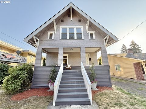 1596 NE CHEMEKETA ST Salem OR 97301