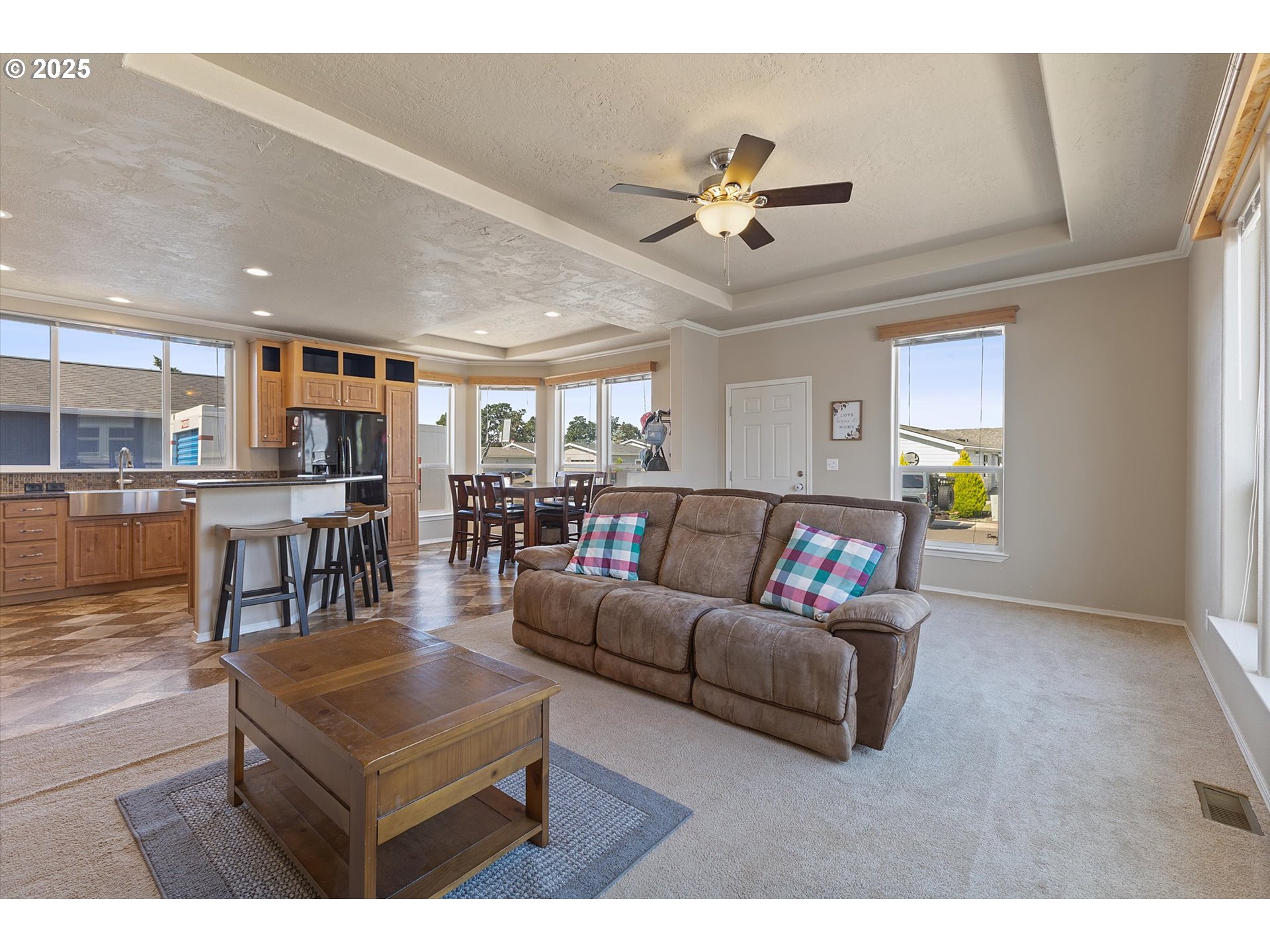 701 ORIENTAL CT