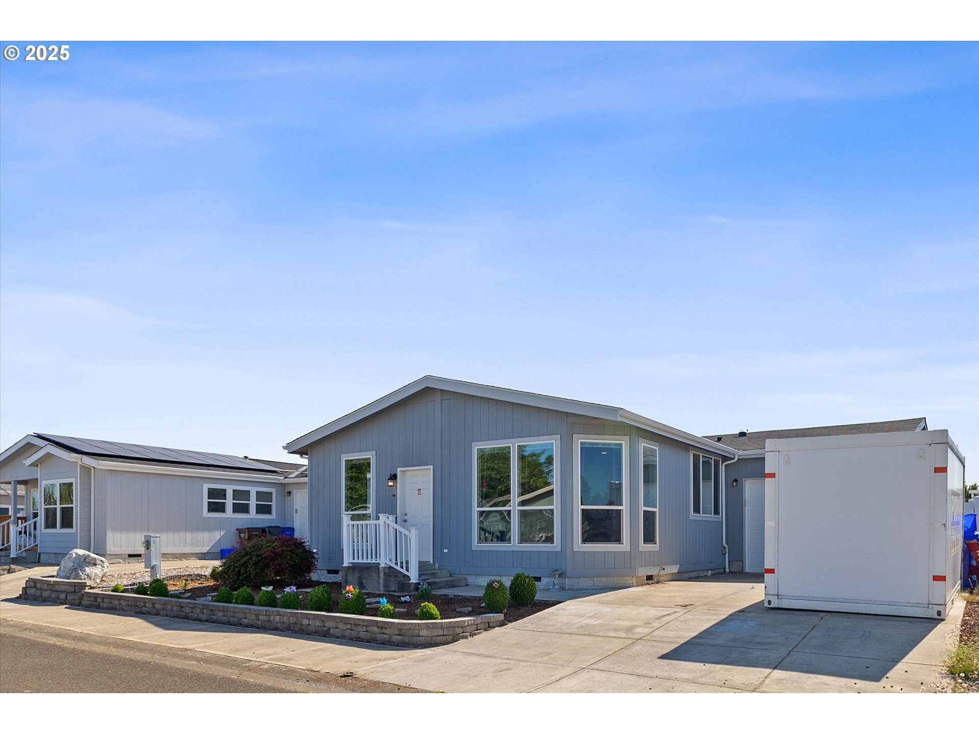 701 ORIENTAL CT