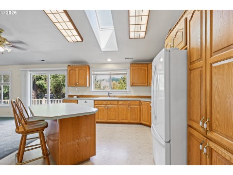 Tiny photo for 32190 Lynx Hollow Rd, Creswell, OR 97426 (MLS # 388078520)