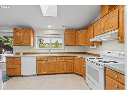 Tiny photo for 32190 Lynx Hollow Rd, Creswell, OR 97426 (MLS # 388078520)
