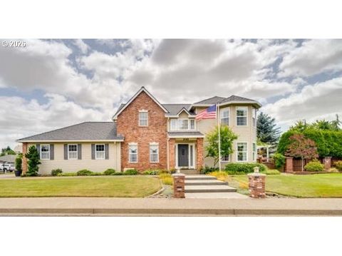 Photo of 2145 NW Chrystal Dr, McMinnville, OR 97128 (MLS # 584762944)