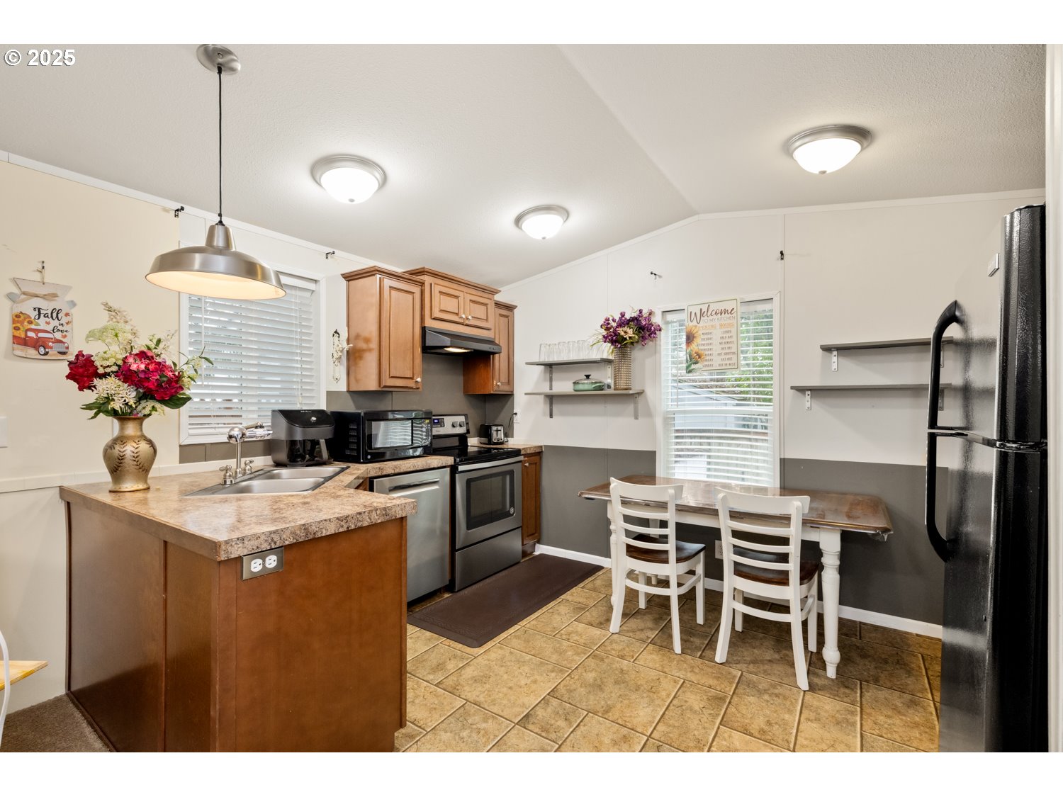 2696 SE PALMQUIST RD