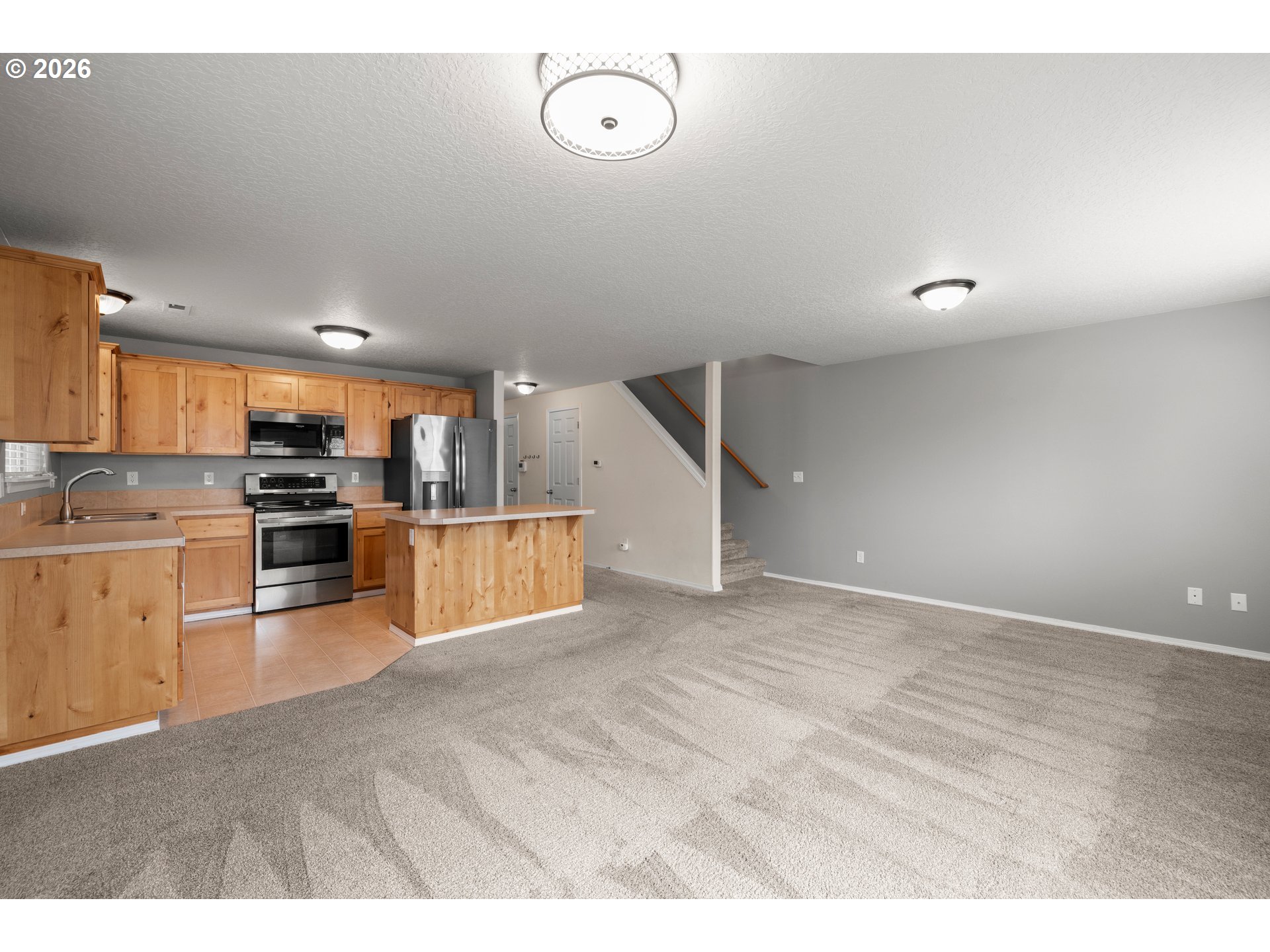 413 S LAIR LN