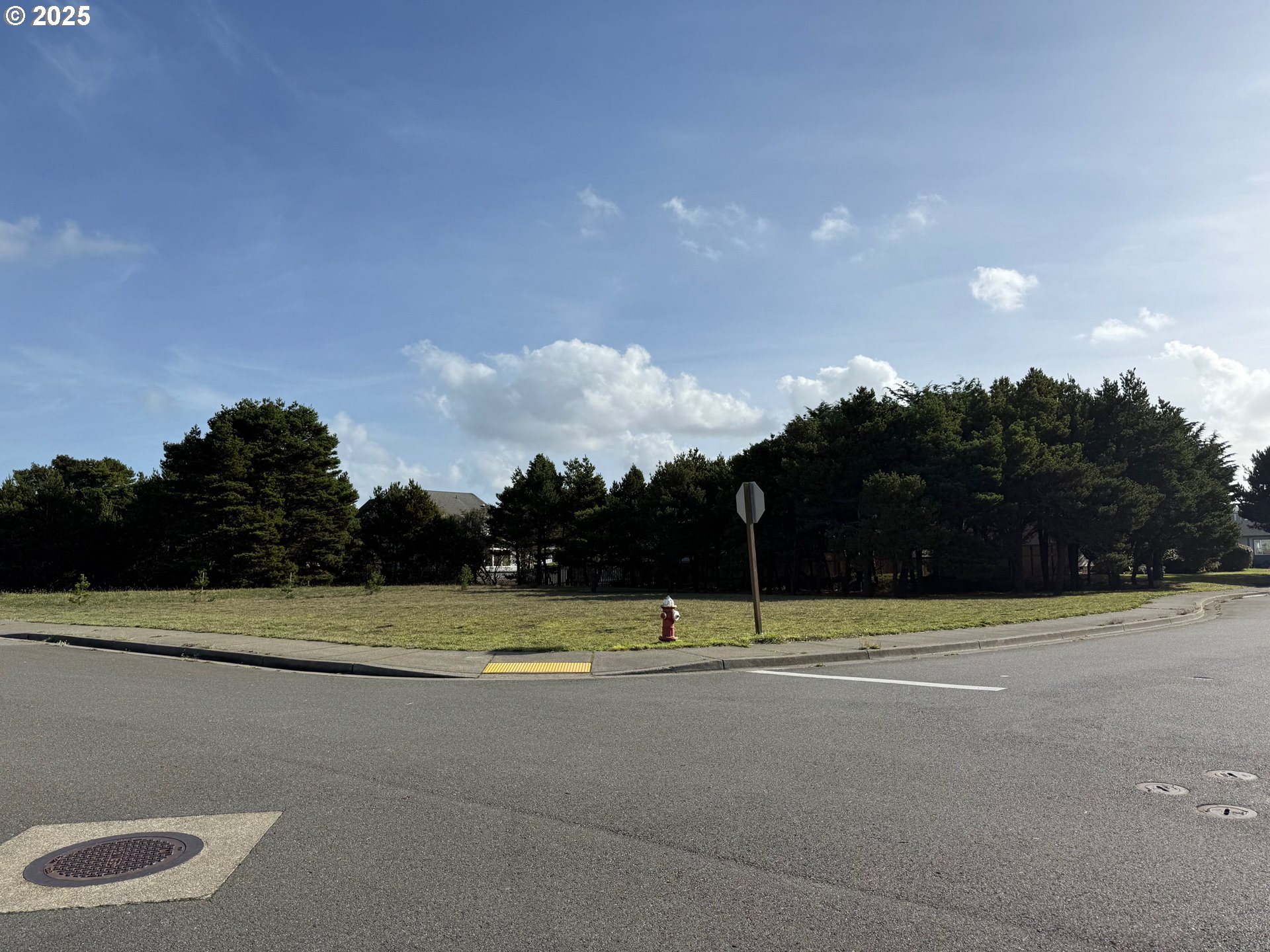 2847 SPINNAKER DR SW