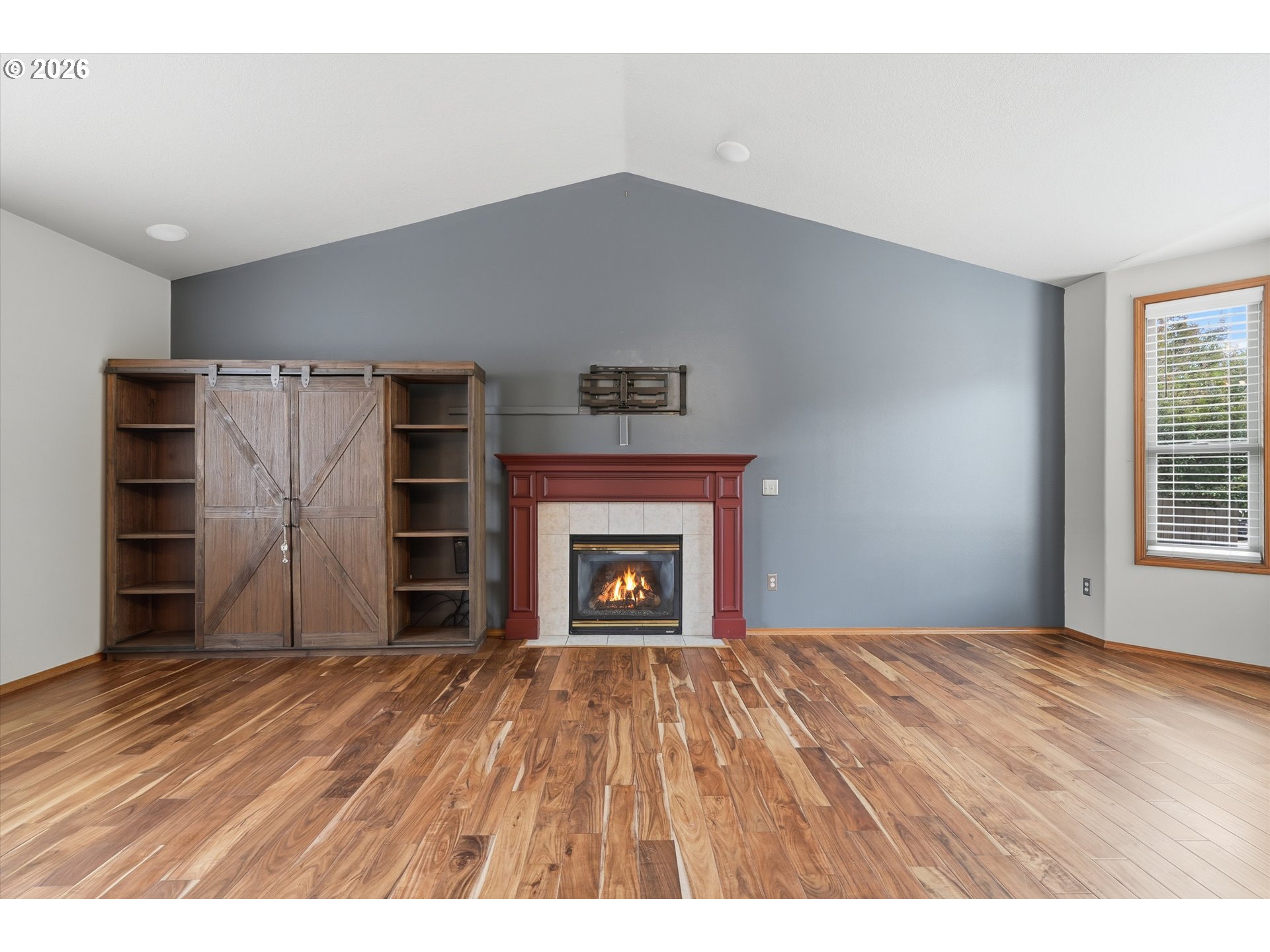 5611 NE 50TH PL