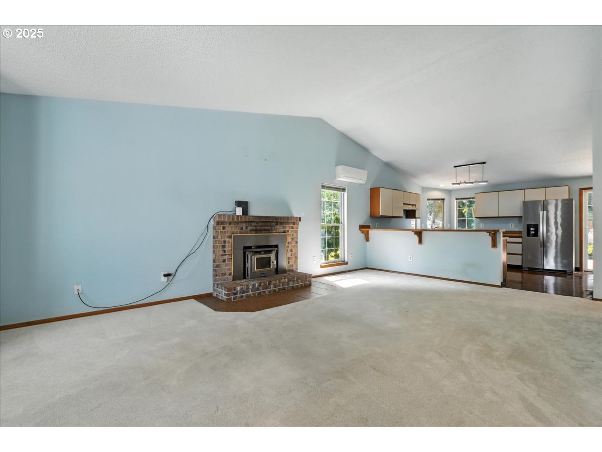 Vancouver, Washington 98682, United States, 2 Bedrooms Bedrooms, ,2 BathroomsBathrooms,Residential,Pending,195148