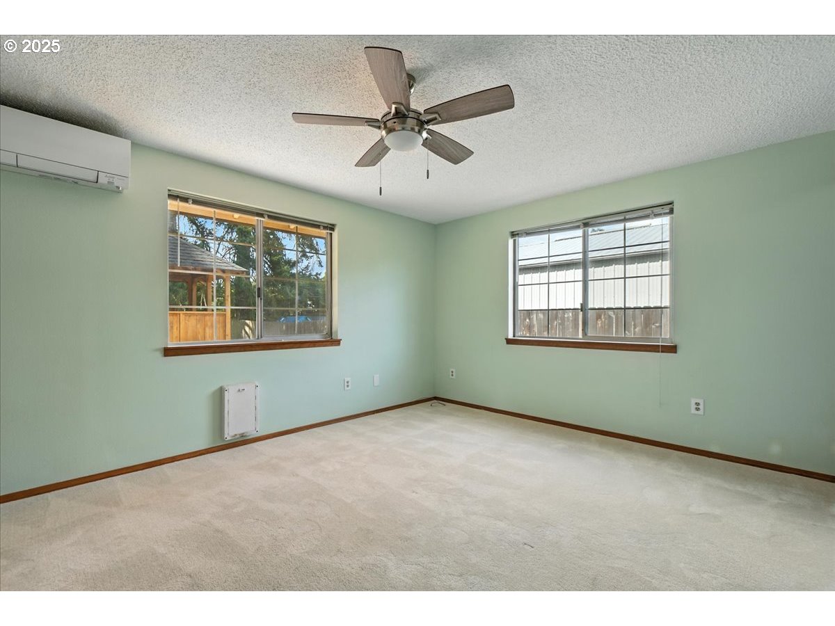 Vancouver, Washington 98682, United States, 2 Bedrooms Bedrooms, ,2 BathroomsBathrooms,Residential,Pending,195148