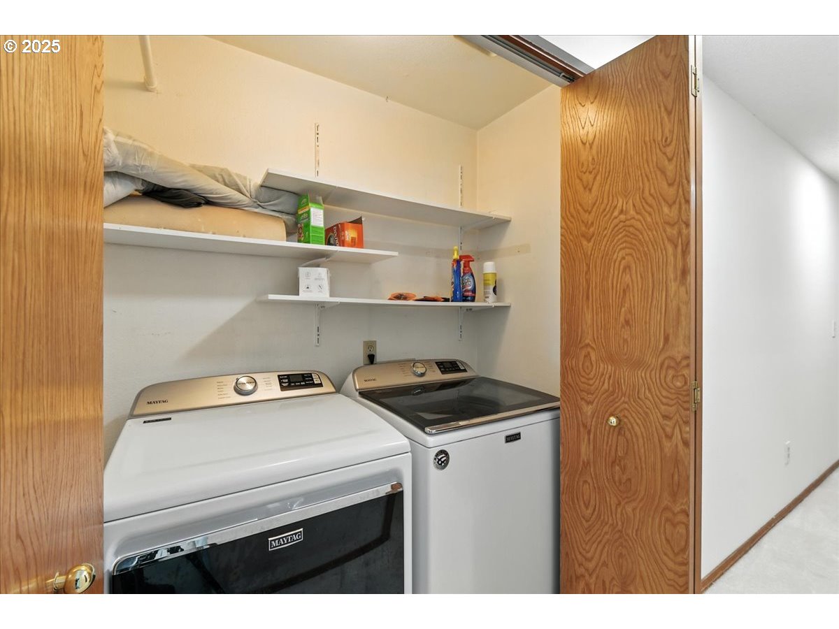 Vancouver, Washington 98682, United States, 2 Bedrooms Bedrooms, ,2 BathroomsBathrooms,Residential,Pending,195148