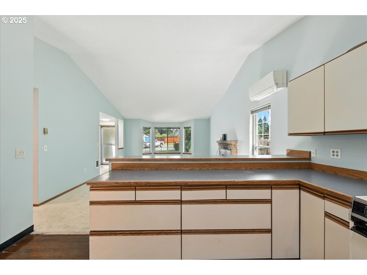 Vancouver, Washington 98682, United States, 2 Bedrooms Bedrooms, ,2 BathroomsBathrooms,Residential,Pending,195148