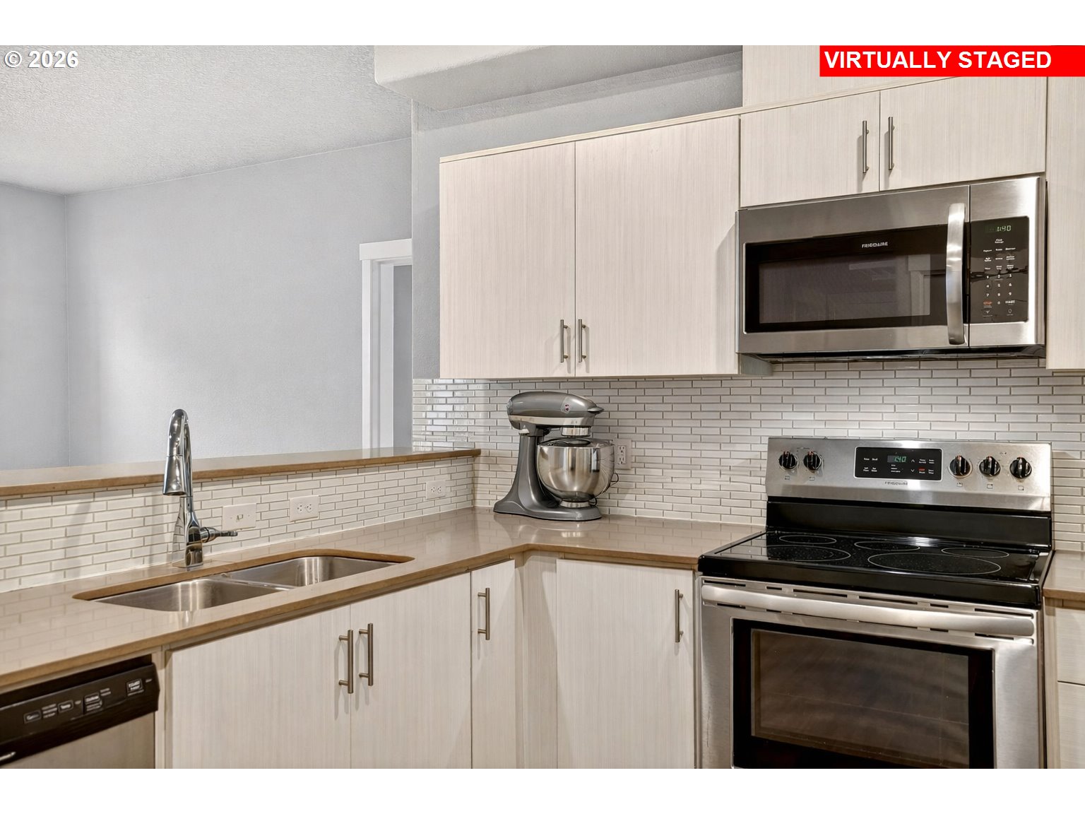 17193 SW APPLEDALE RD 104